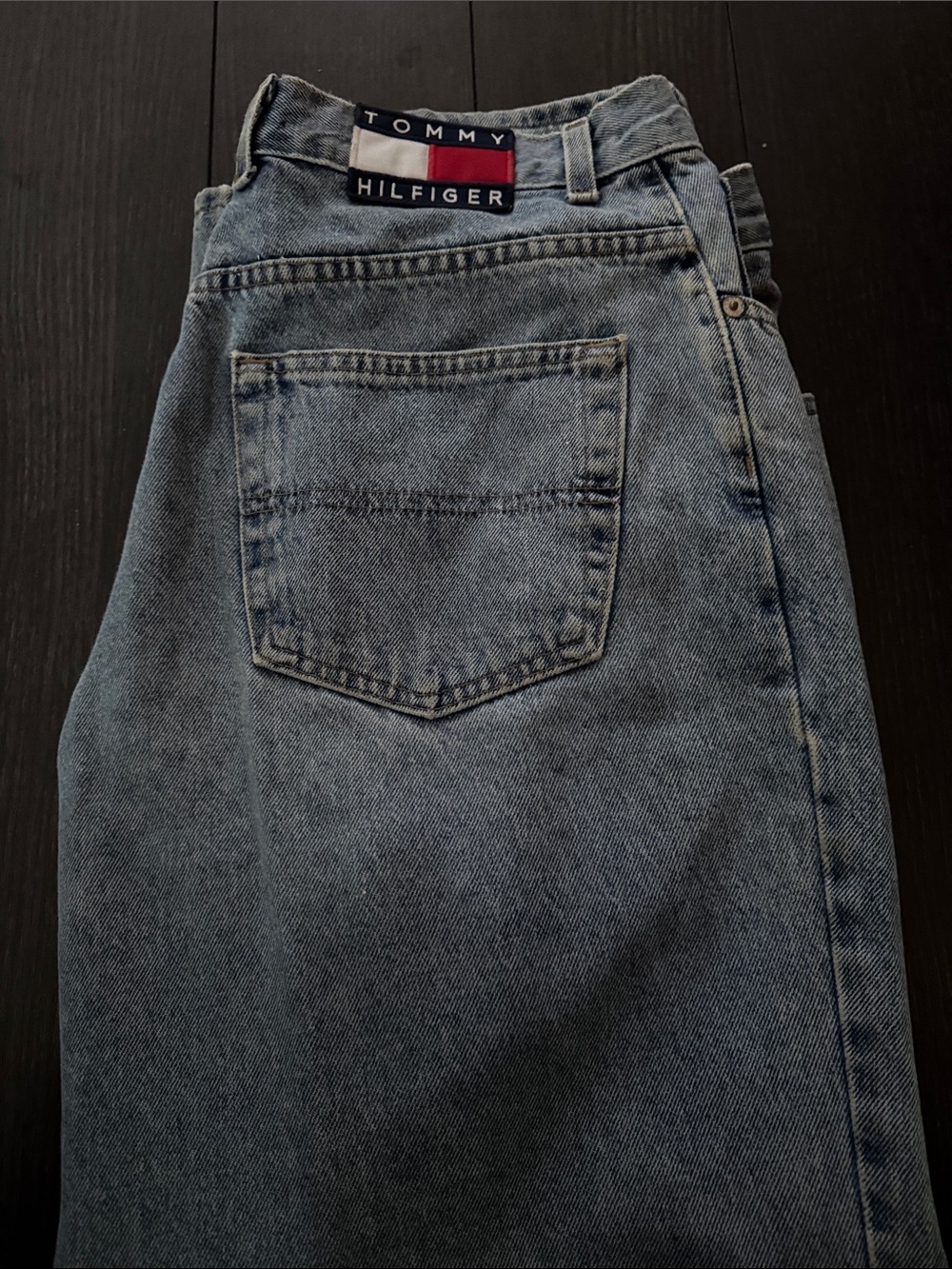 Tommy Hilfiger Men's Light Blue Relaxed Jeans